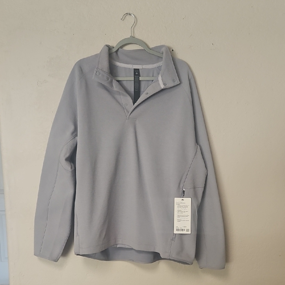 NWT Lululemon Gray Pullover Sweatshirt